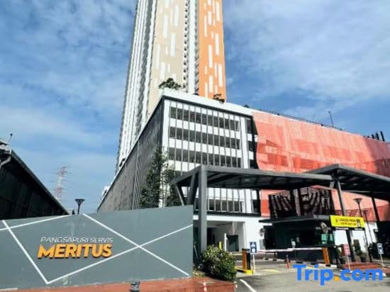 Meritus Residence 4min to Penang Bridge - photo 2