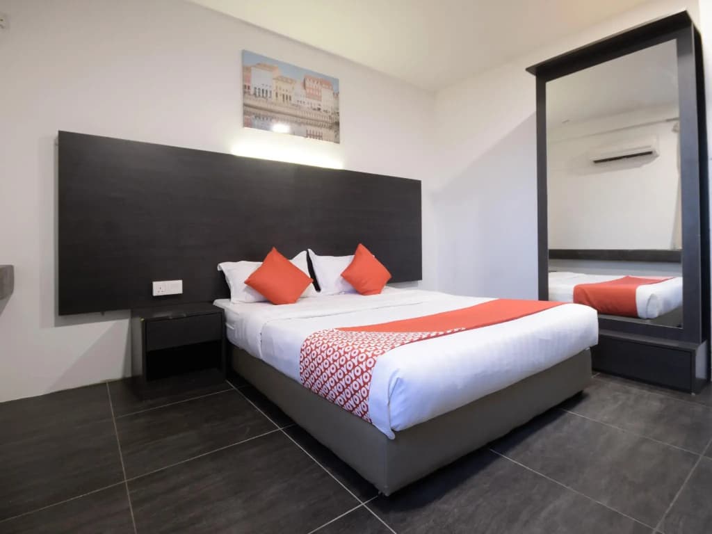 OYO 818 Hotel 11 - photo 3
