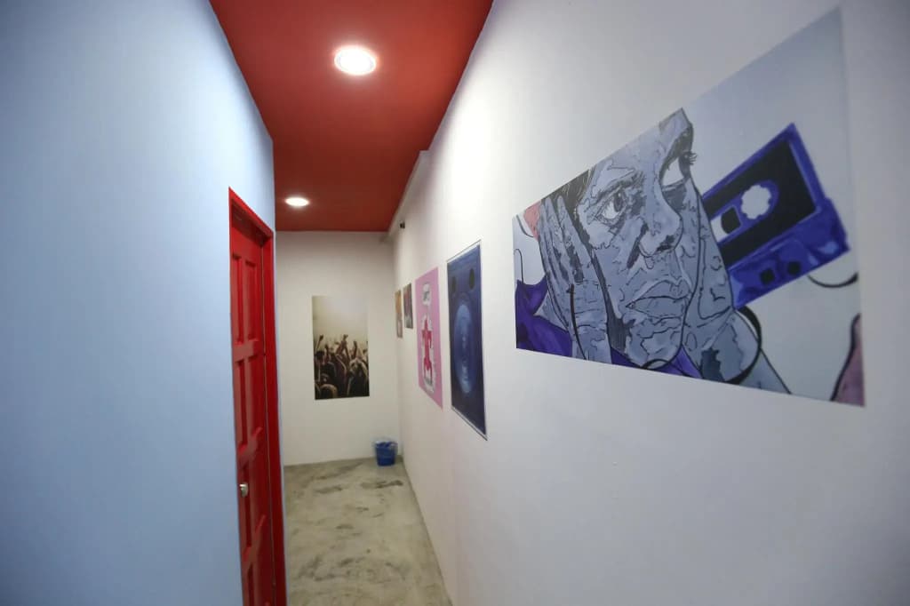 ZEN Rooms Noisy Room - photo 11