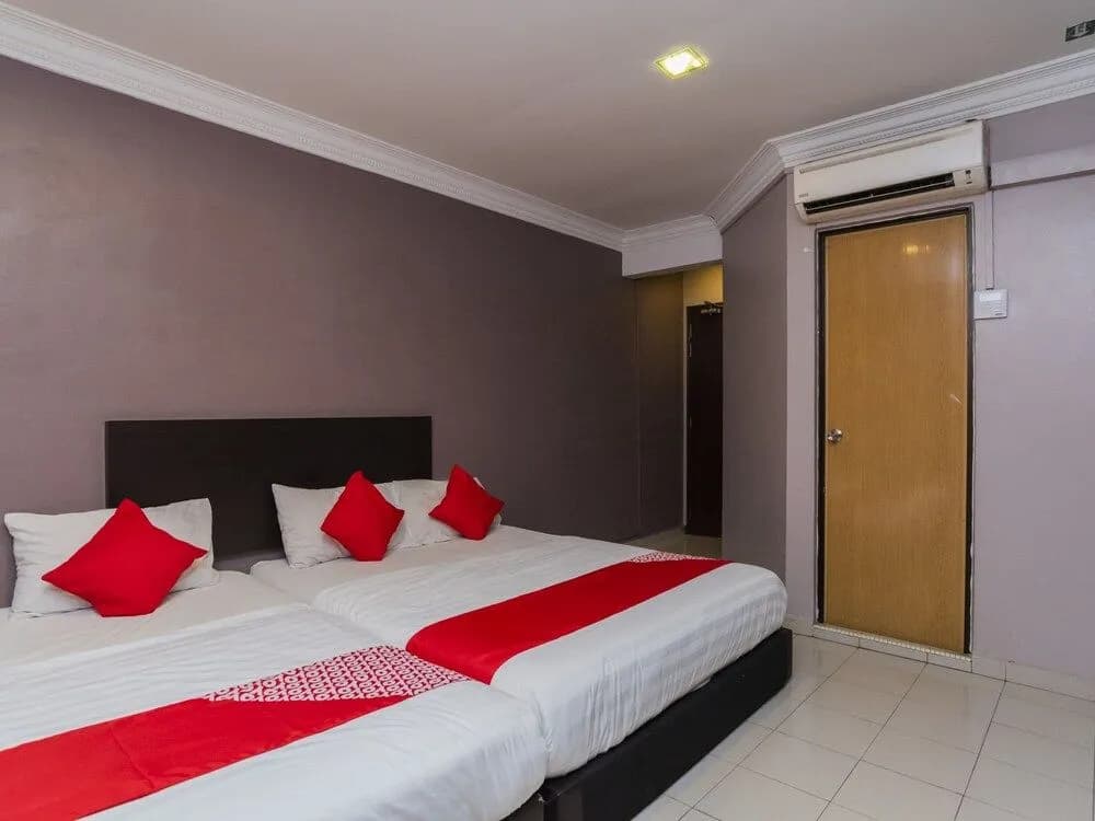 OYO 44027 Golden Horse Hotel - photo 6