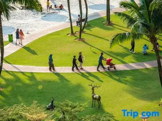 Scenic Country Garden Danga Bay by Lions Bay - photo 7