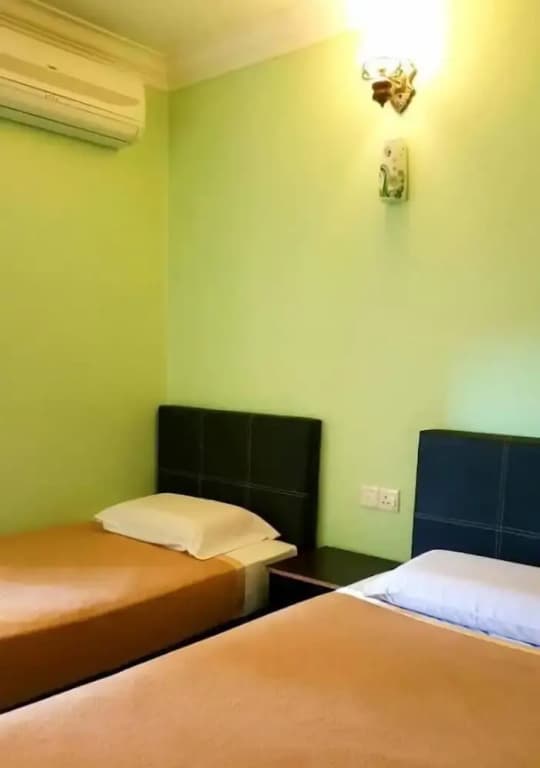 Villa Meriah Kampong Morten - photo 1