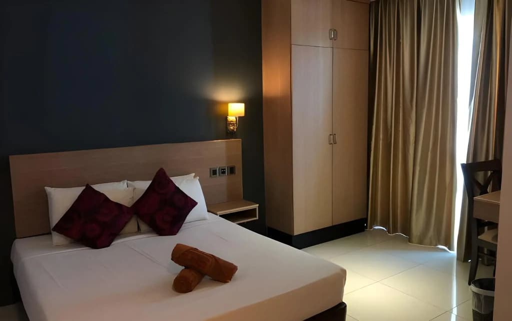 The Room Hotel - photo 14