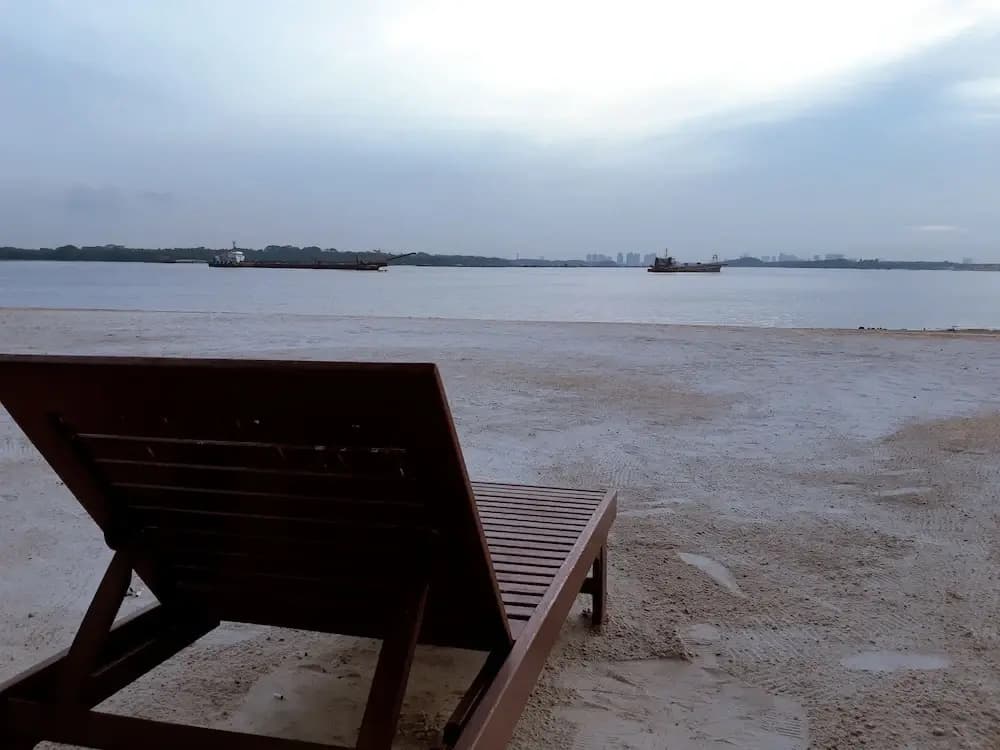 Homerent by Countrygarden Danga Bay - photo 25