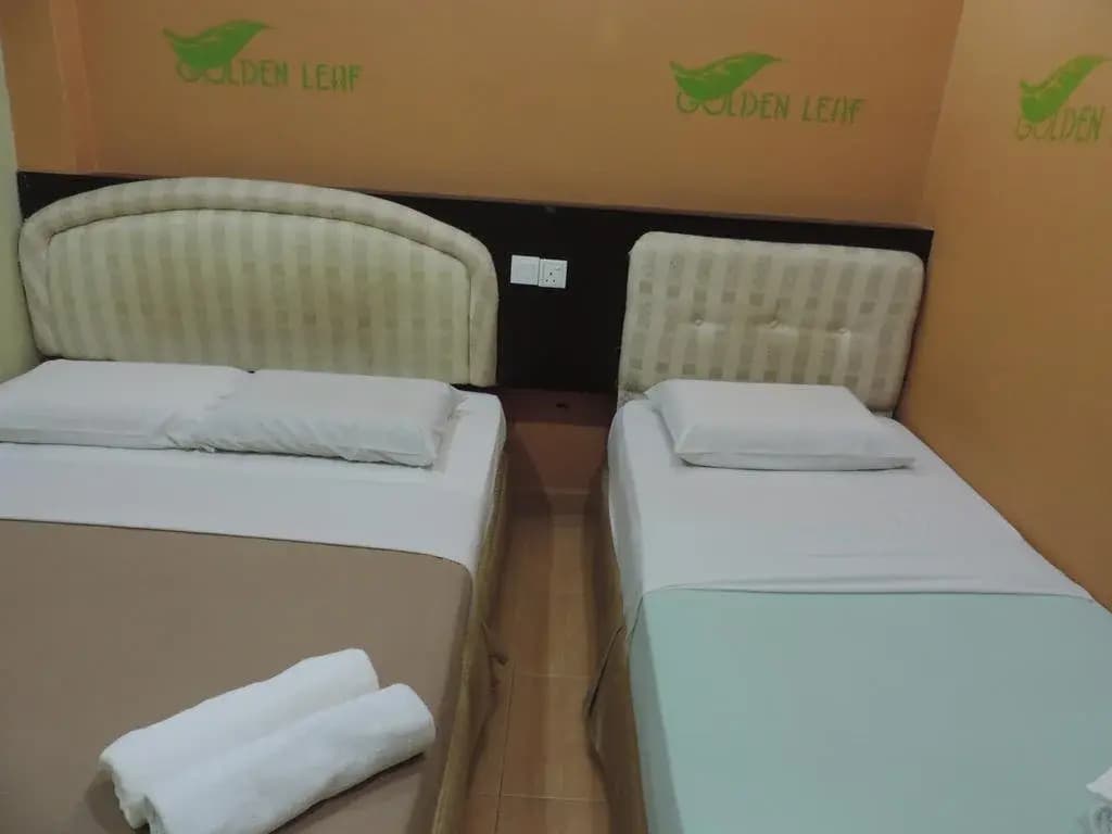 Golden Leaf Hotel @ Taman University - photo 3