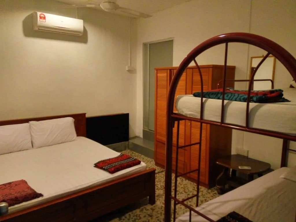 Discovery Malacca Hostel - photo 3