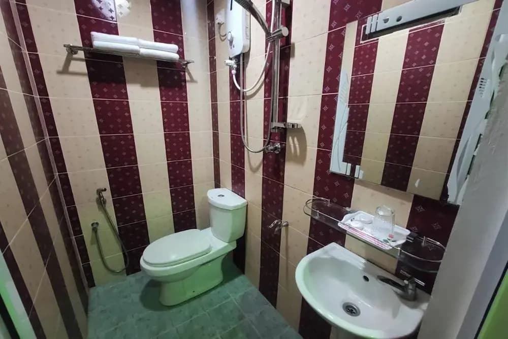 Darul Salam Inn - photo 8