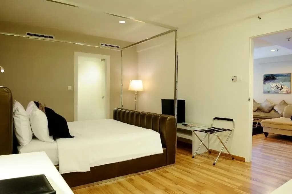 The Palace Hotel Kota Kinabalu - photo 3