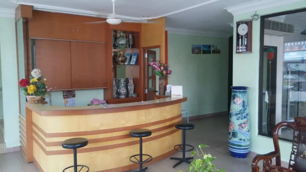 Hotel Lumut Water Hill - photo 2
