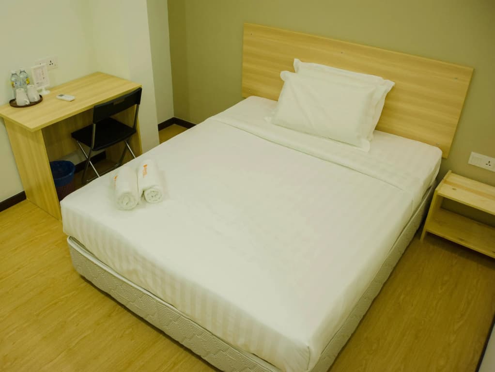 1 Orange Hotel Sungai Buloh - photo 3