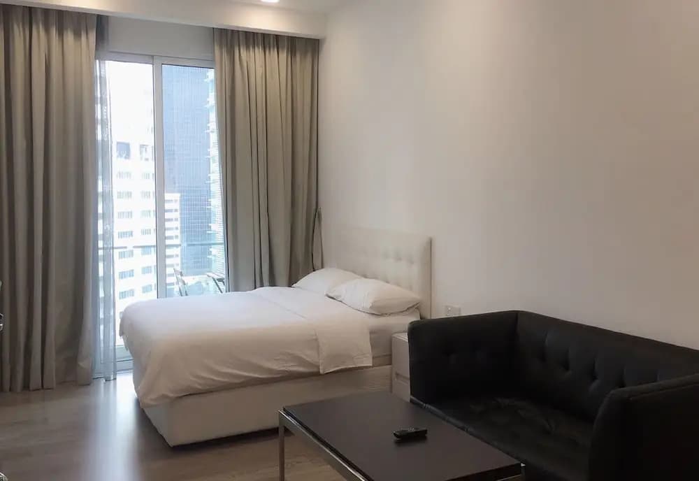 City Residences Premium Studio B.Ceylon - photo 4