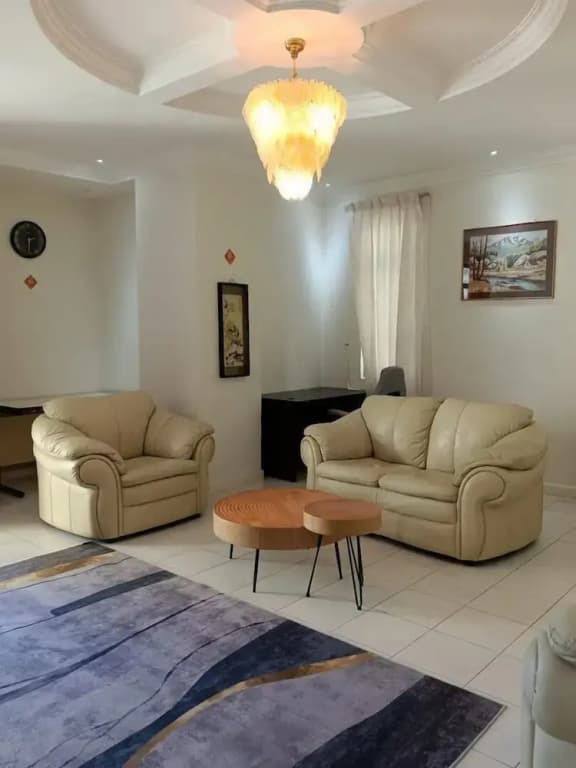 3R Balcony & Wifi Haven - photo 5