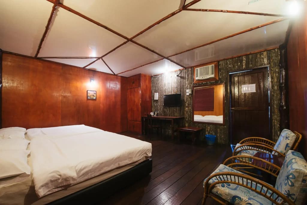 Dragon Inn Floating Resort - photo 3