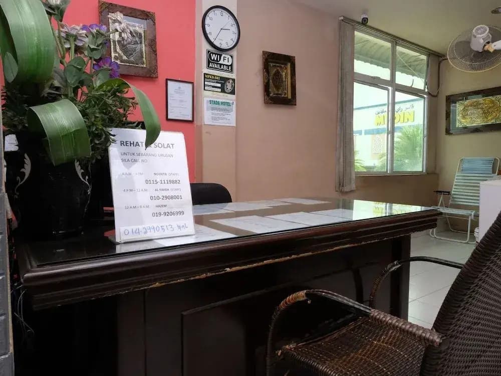 Oyo 1012 Stada Hotel - photo 2