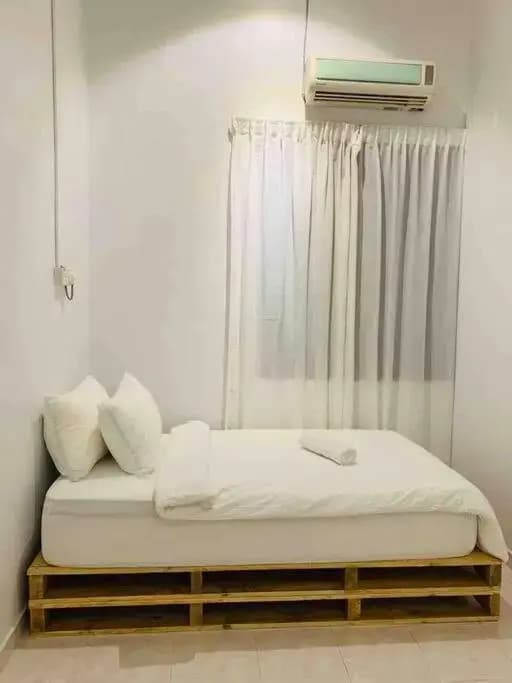 Tokmi retreat home with spacious garden - photo 6