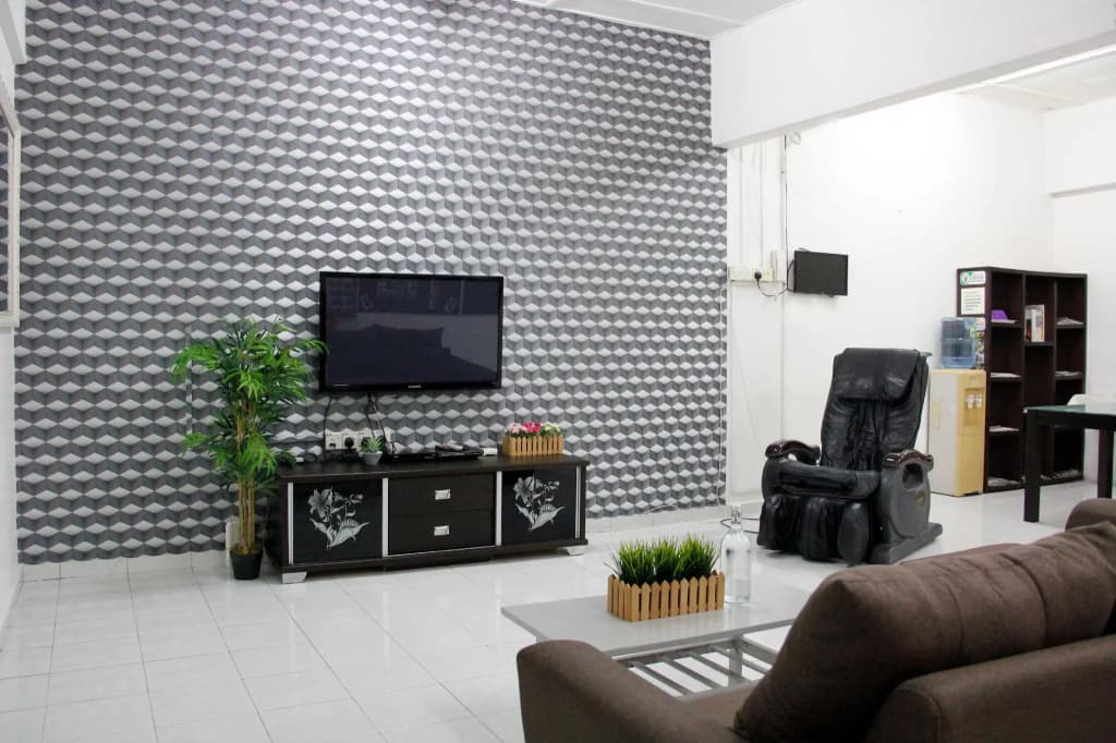 39 Guest House - photo 1