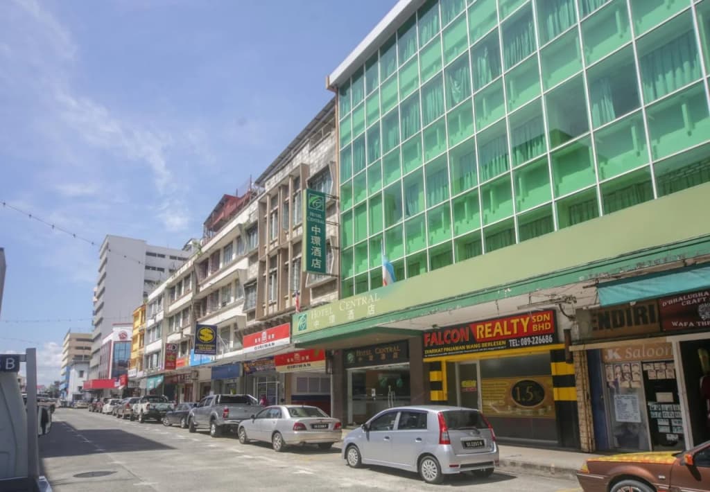 Sandakan Central Hotel - photo 33