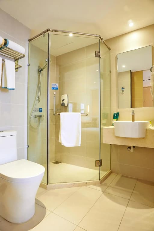 City Comfort Hotel - photo 8