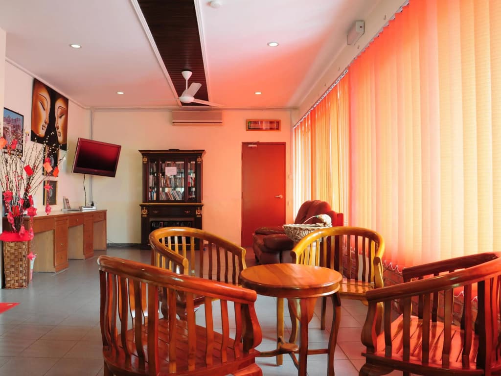 OYO 483 Hotel ABC - photo 2