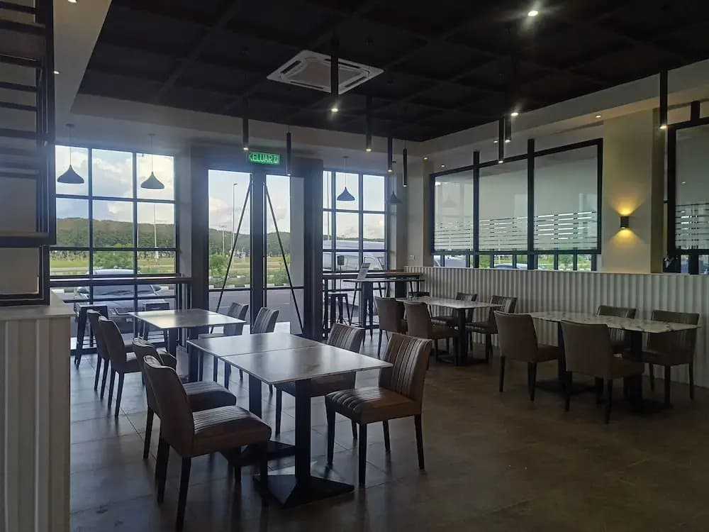 Amigo Hotel Bintulu - photo 19