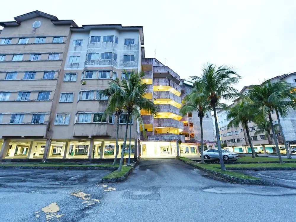 OYO Home 90453 Narasindo Pd Tiara Bay - photo 1
