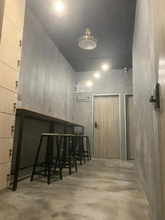 Mini Rest Room (Mini but 99% Full Equipped) - photo 9