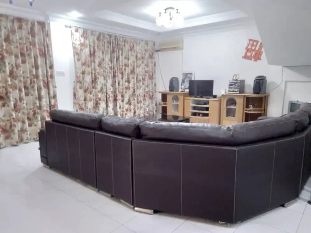 OYO 90310 E Homestay Permai Timur - photo 3