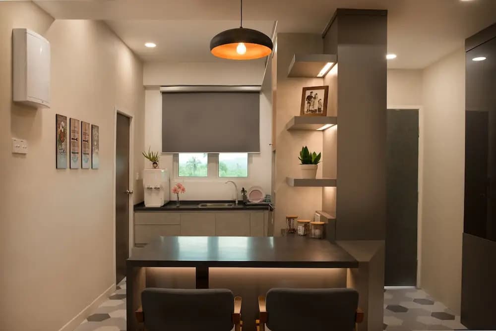 Designer Suite Apartment - photo 27