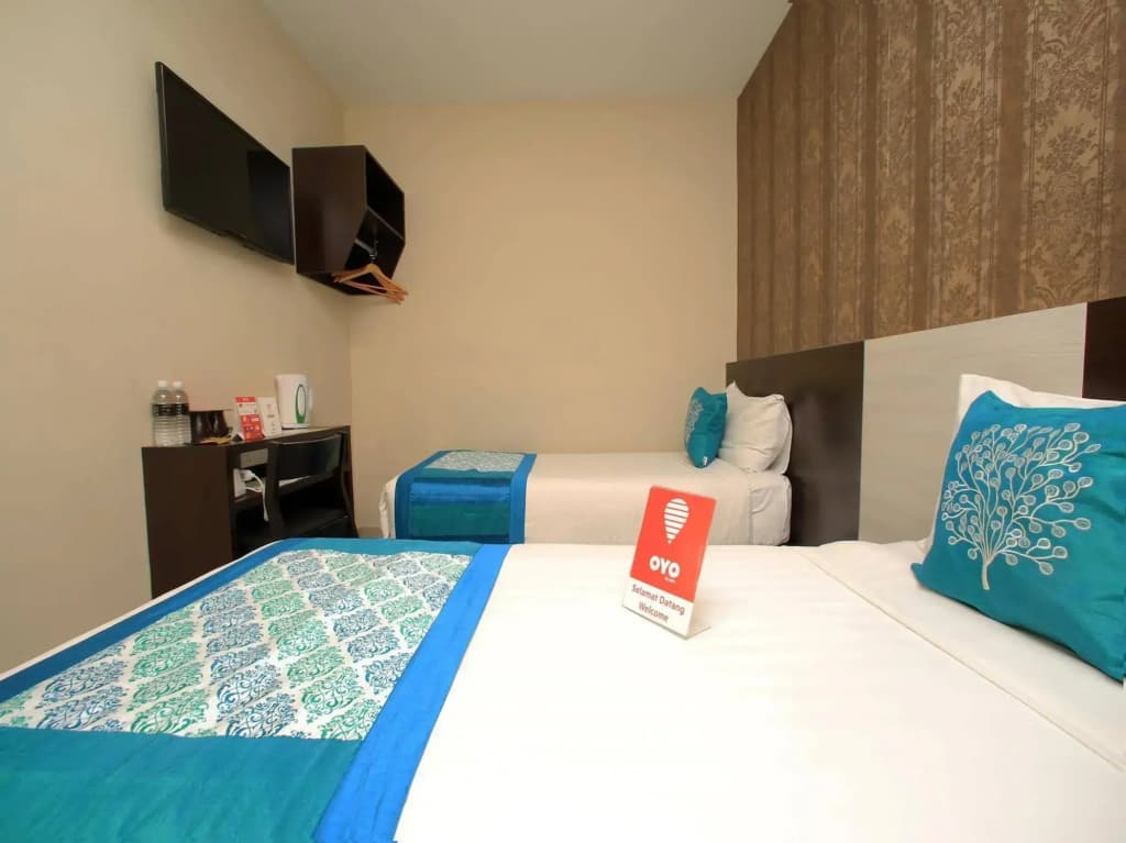 OYO Premium Changkat Jalan Berangan - photo 1