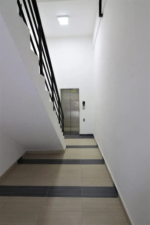 JC Space Capsule Hotel - photo 5
