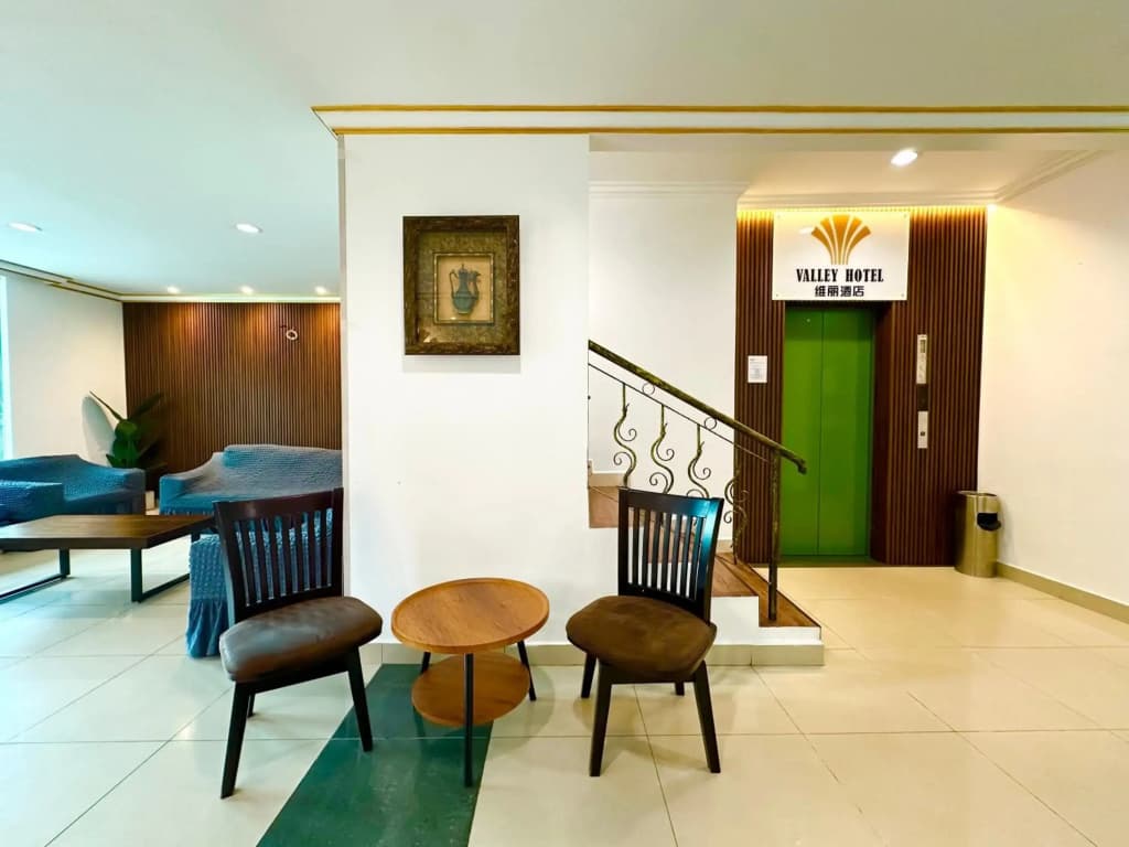 Valley Hotel - photo 8