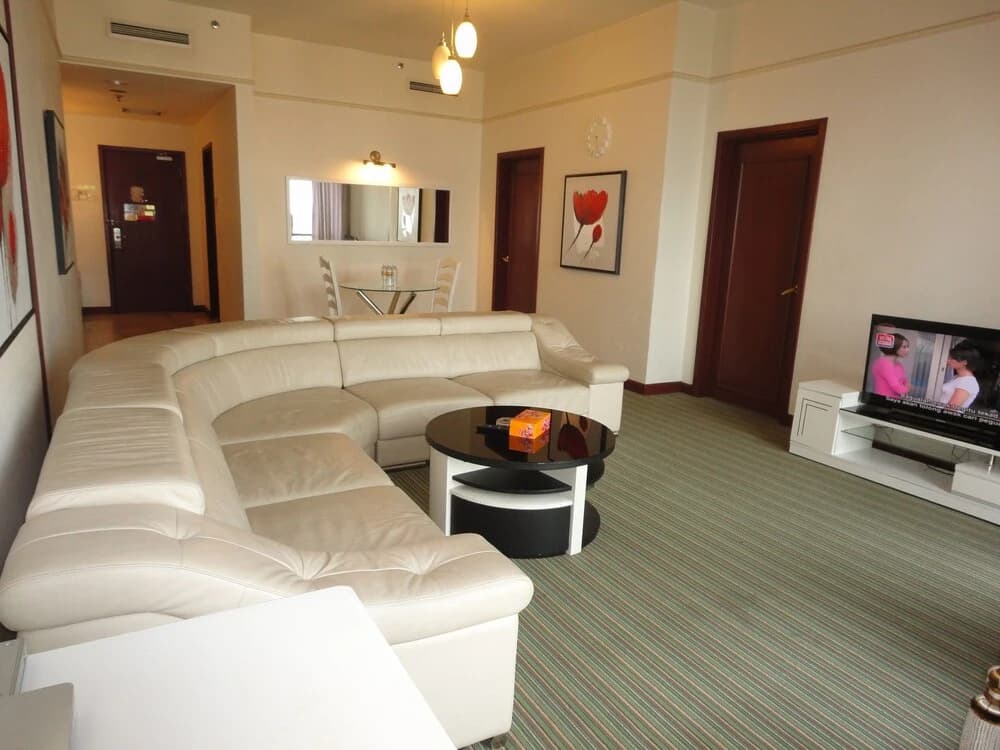 Times Square Service Suites - photo 2