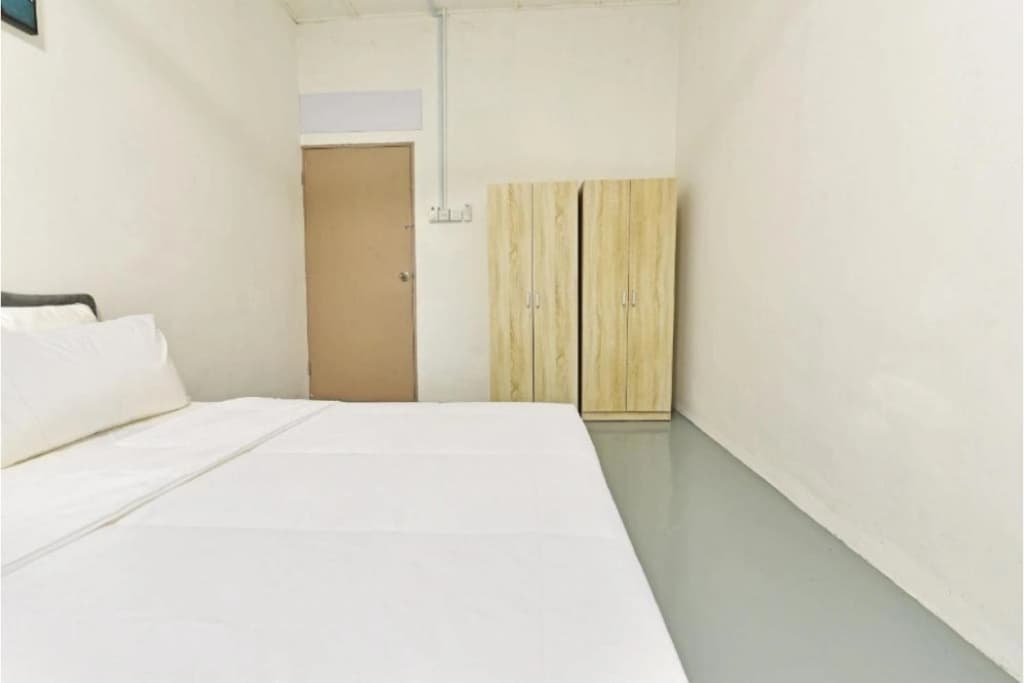 Hotel O S Homestay - photo 3