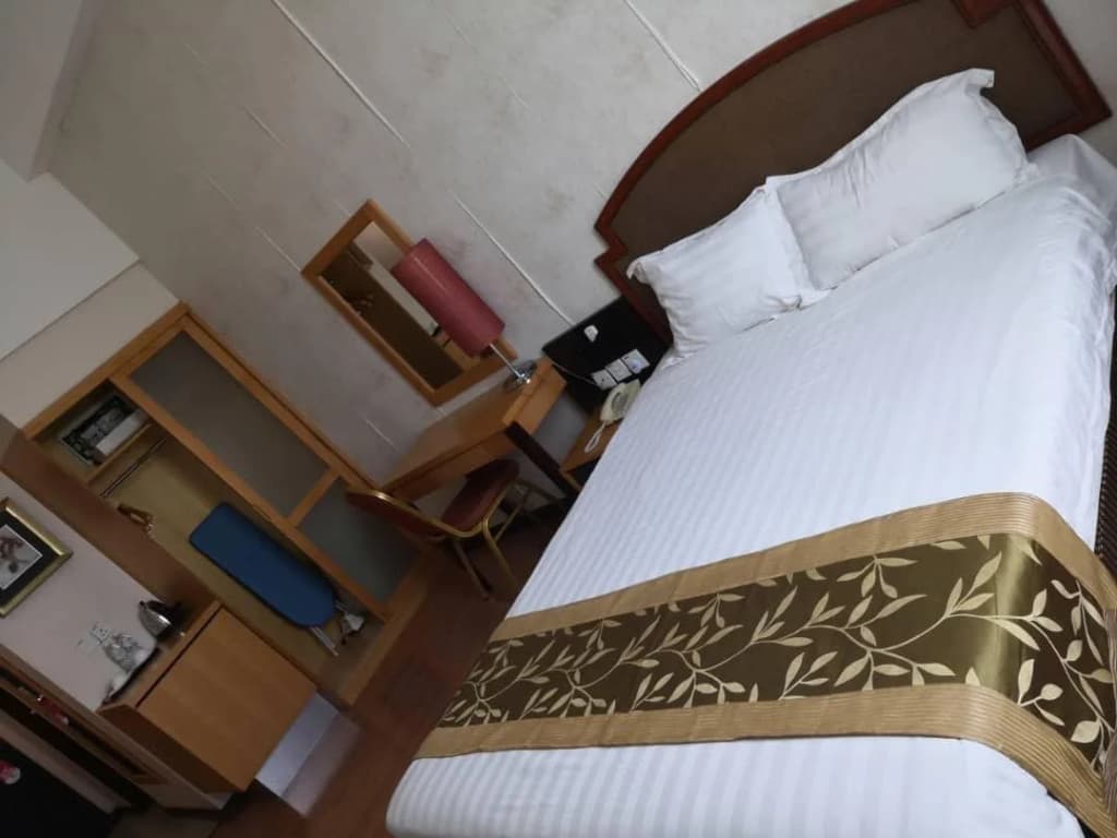 Kemena Hotel - photo 7