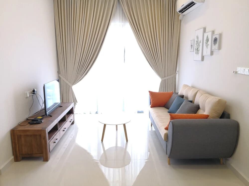 Sea View Homestay @ Country Garden Danga Bay - photo 33