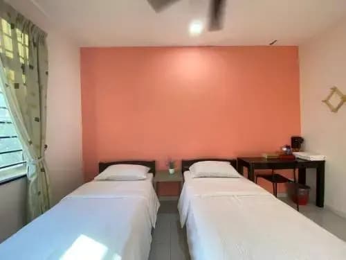 Besut Guesthouse - photo 2