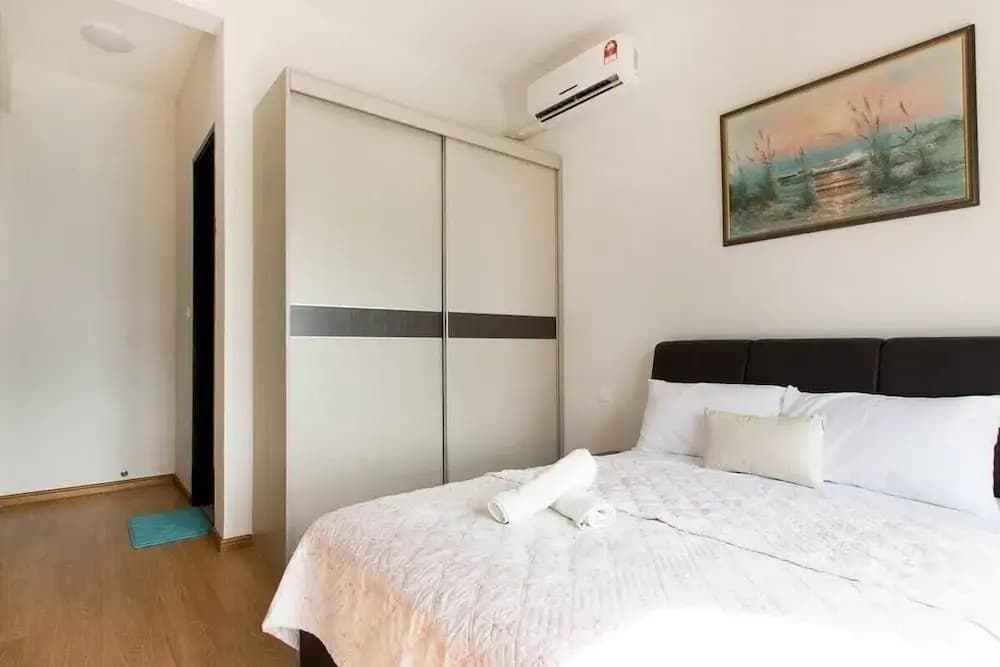 High-floor 2BR Suite, Water Views, Free Parking - photo 6