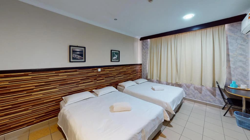 Sri Iskandar Hotel - photo 29