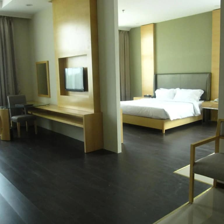 Seri Simanggang Hotel - photo 37