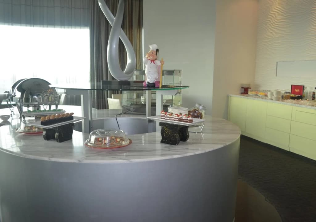 Première Hotel - photo 10
