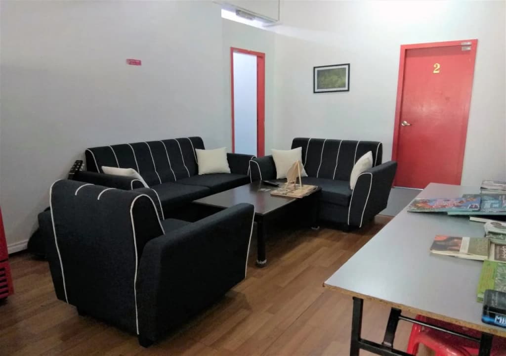 Borneo Sandakan Backpackers - photo 11