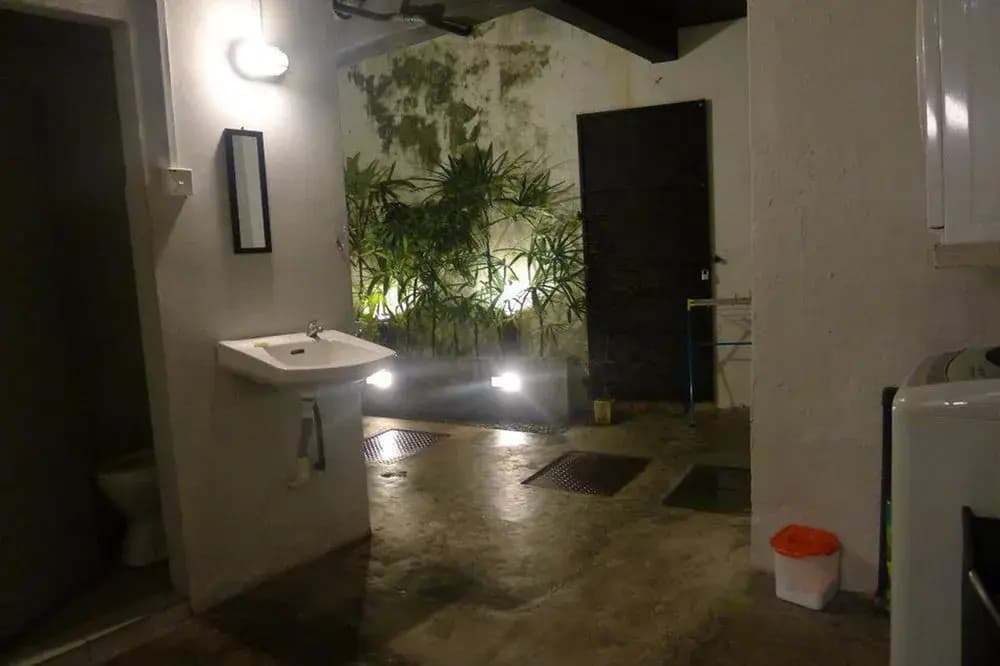 Jalan Jalan Emas Guest House - photo 7