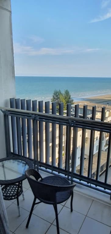 SG Resort Residence, studio, sea & pool view, high level unit - photo 24