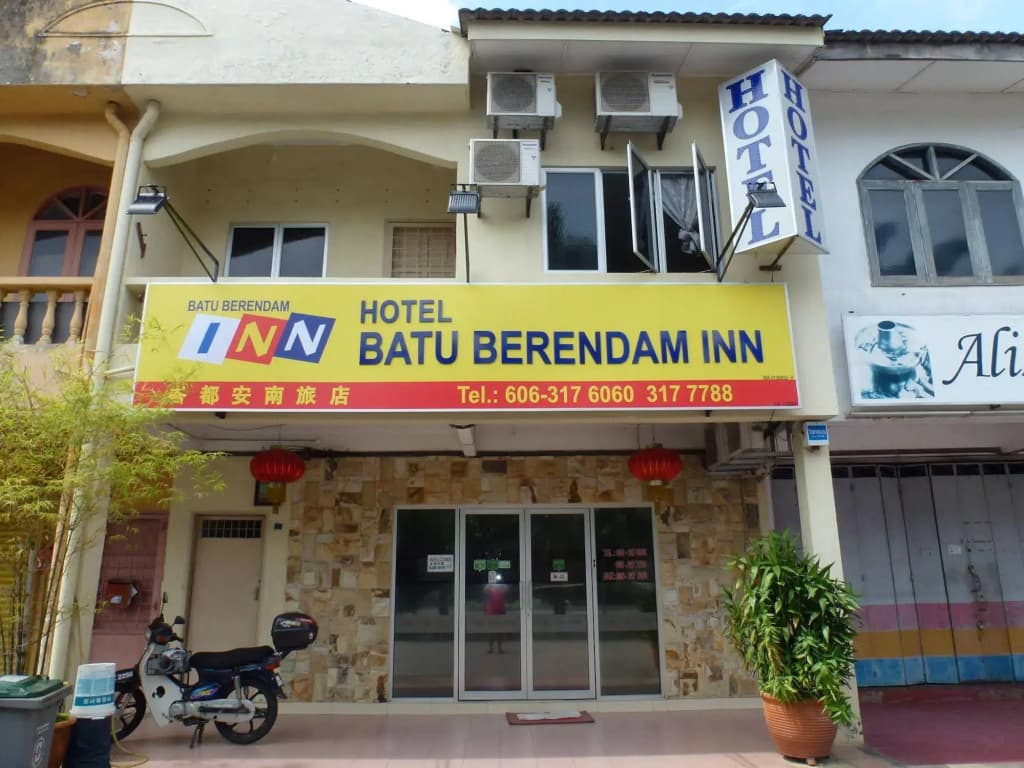 Batu Berendam INN - photo 1