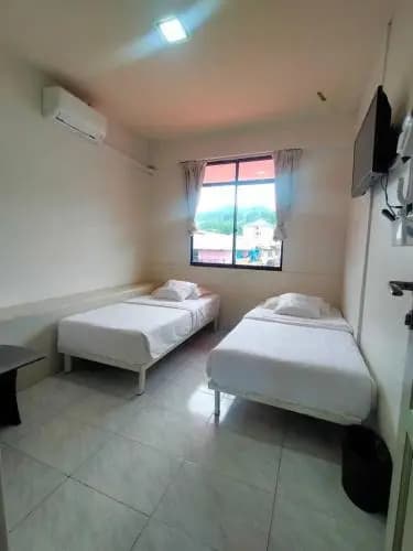 Lodge 88 I by OYO Rooms - photo 2