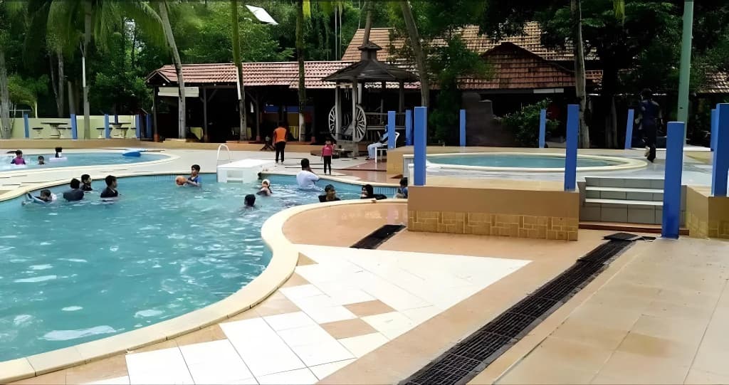 Bukit Keluang Beach Resort - photo 15