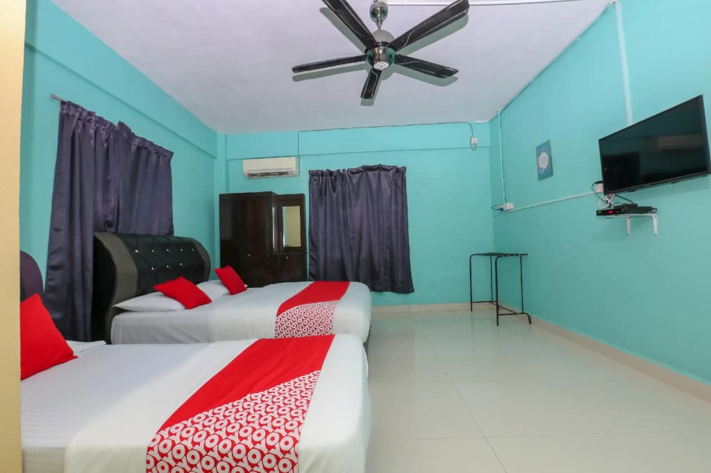 OYO 90048 Damika Hotel - photo 2