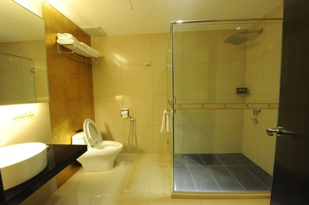 The Imperial Hotel - photo 14