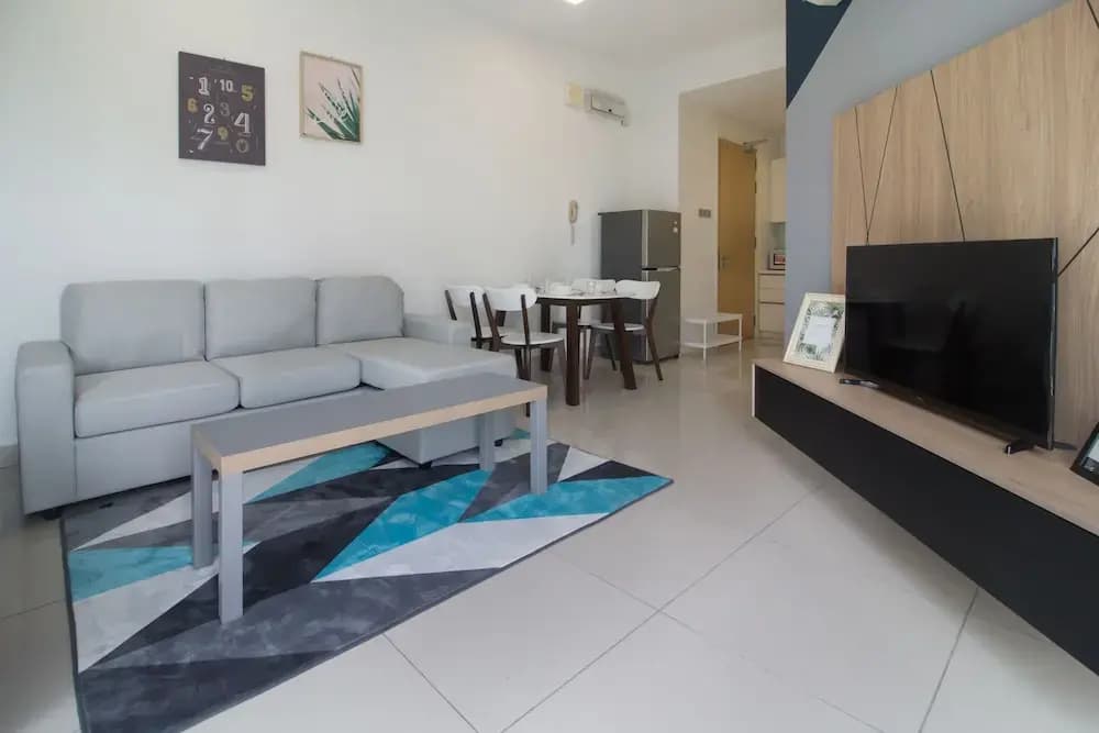 OYO Home 501 Luxury 1BR Crest Condo - photo 2