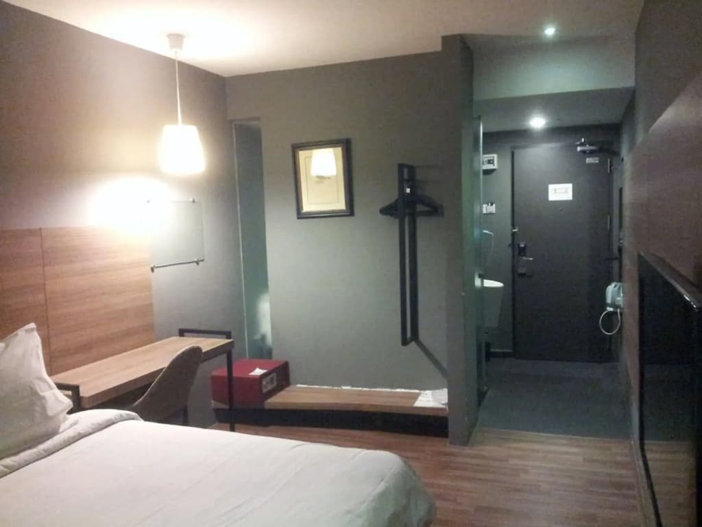 The Leverage Business Hotel Mergong - photo 2